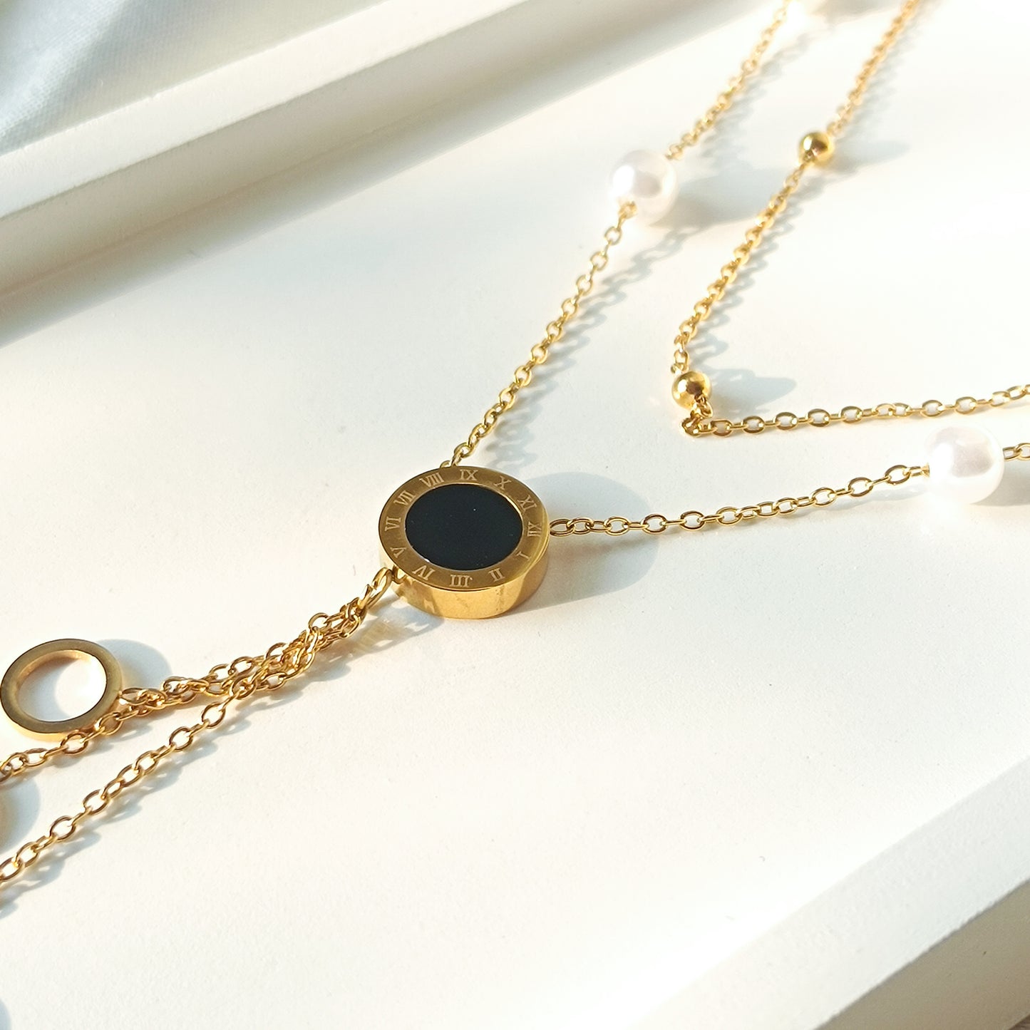 Roman Duoglow Necklace