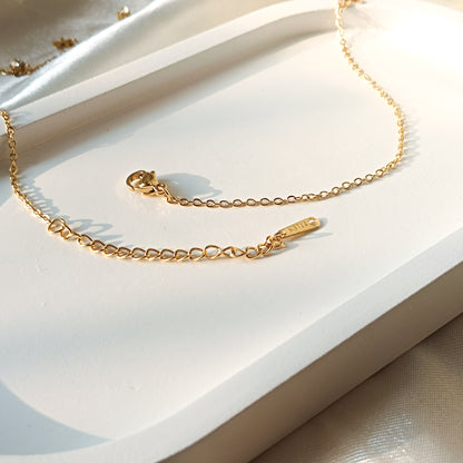 Glimmer Star Chain Necklace